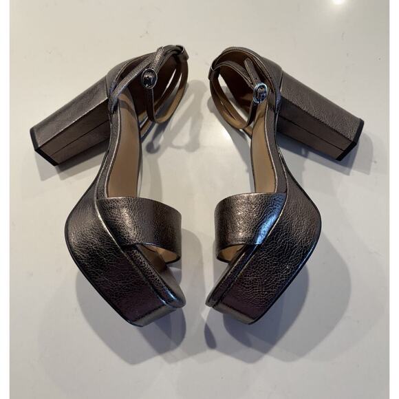 Banana Republic Women's Size 8 Pewter Metallic Leather Platform Heels - Picture 2 of 13
